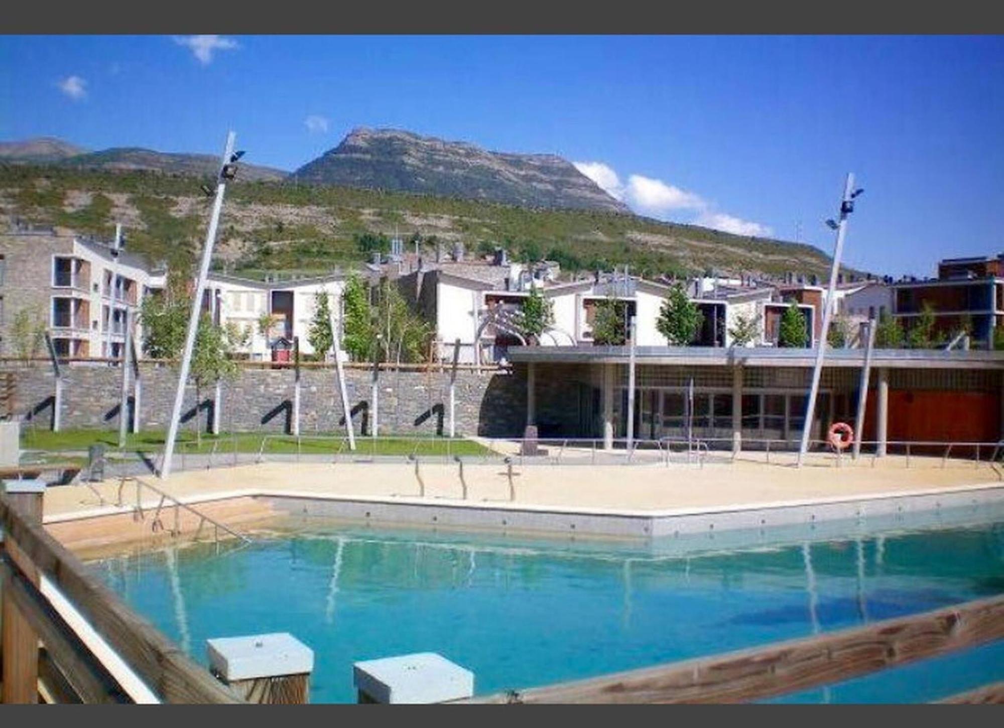 Coqueto Apto Con Vistas En Las Margas Golf N001 Sabiñánigo 外观 照片