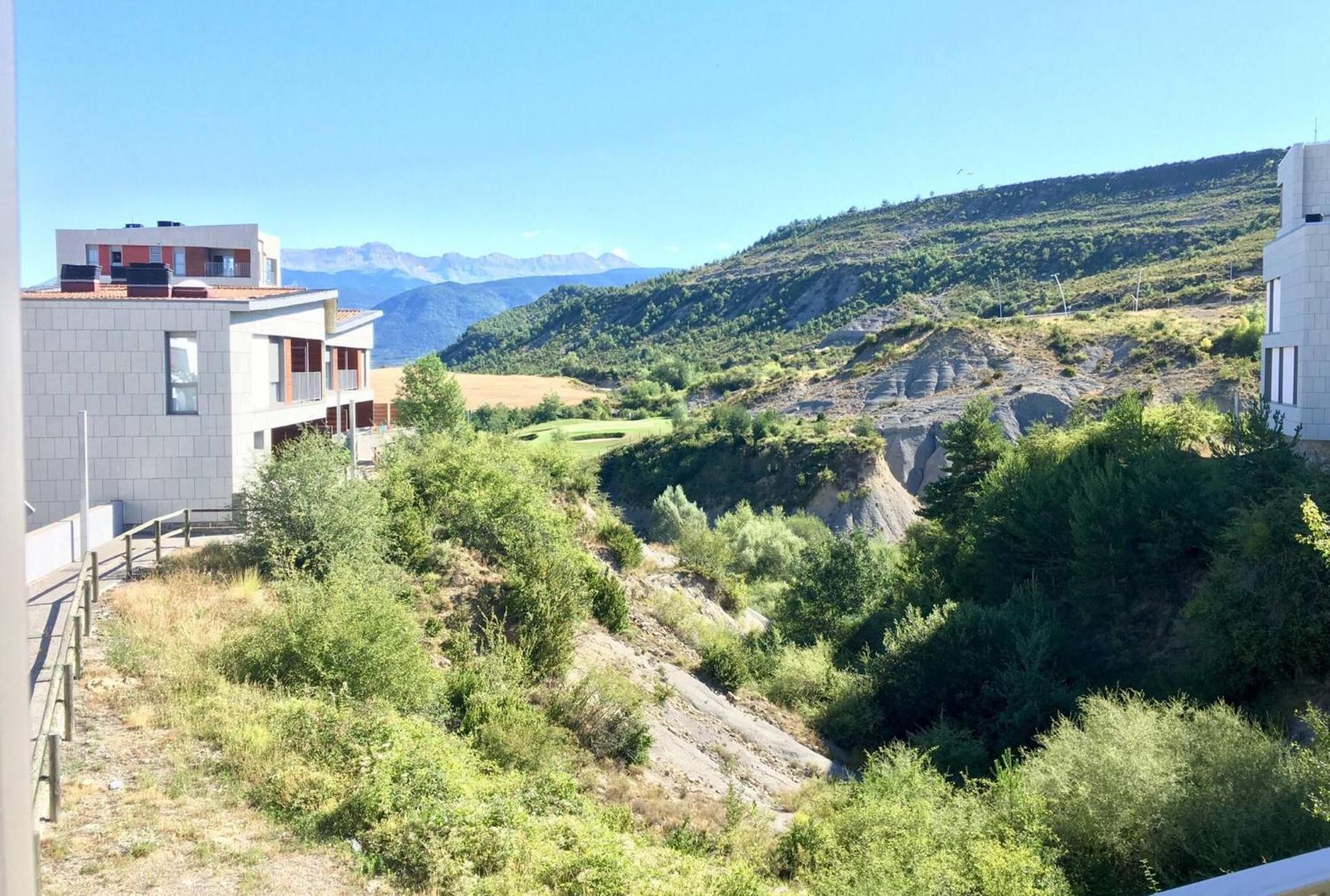 Coqueto Apto Con Vistas En Las Margas Golf N001 Sabiñánigo 外观 照片