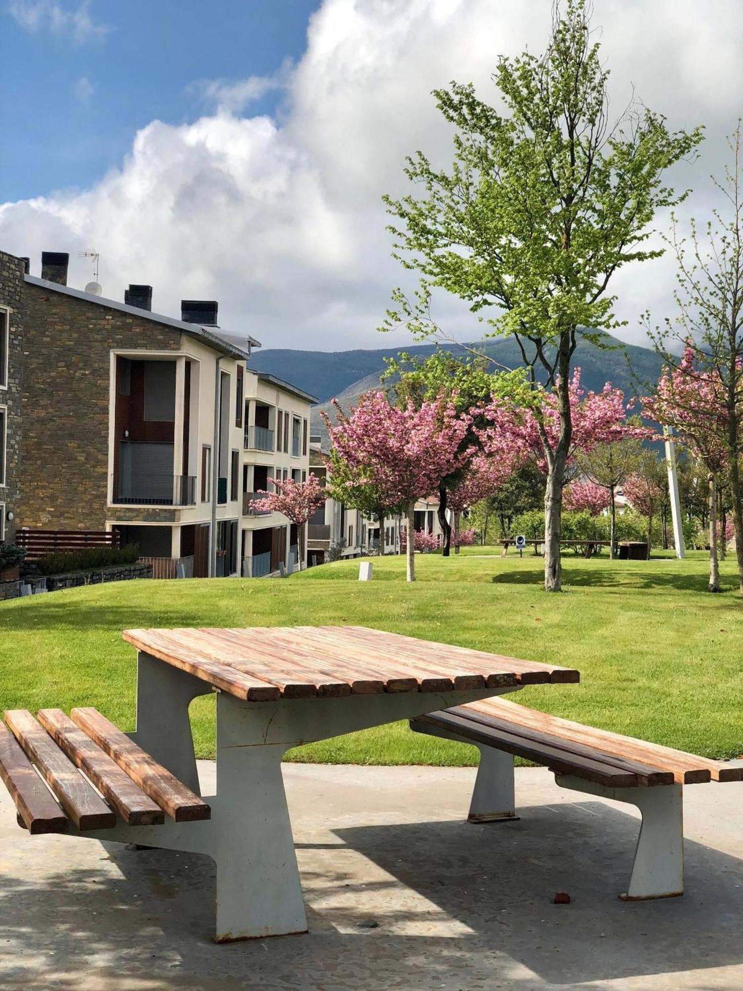 Coqueto Apto Con Vistas En Las Margas Golf N001 Sabiñánigo 外观 照片